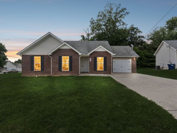 1001 Sky Valley Trl, Smyrna, TN 37167