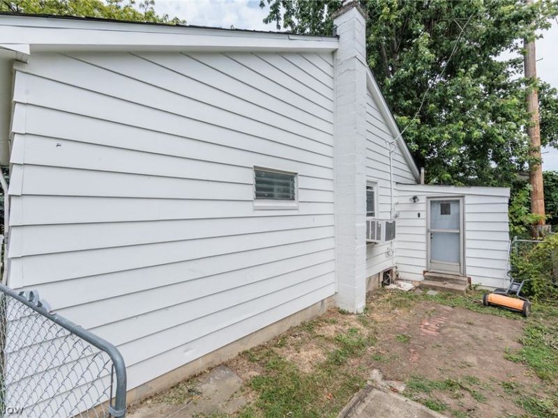 4313 W 52nd Street, Cleveland, OH 44144 Photo 43