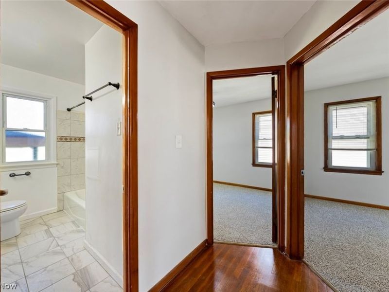 16018 Muskingum Boulevard, Brook Park, OH 44142 Photo 11