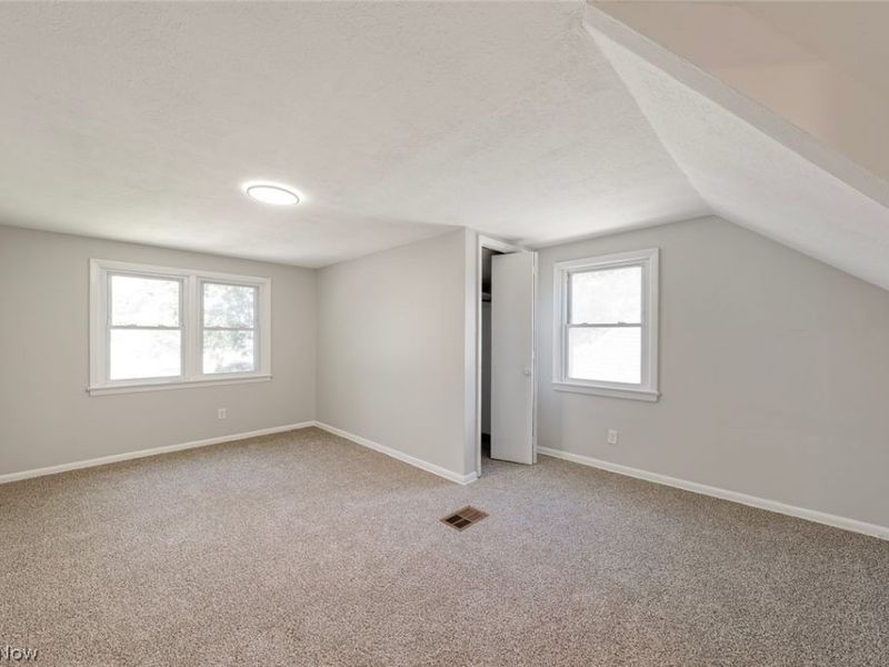 16018 Muskingum Boulevard, Brook Park, OH 44142 Photo 23