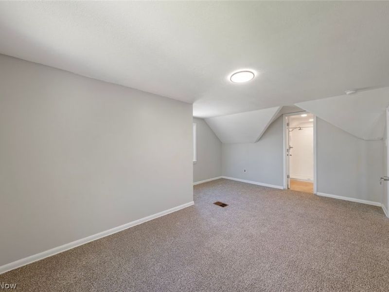 16018 Muskingum Boulevard, Brook Park, OH 44142 Photo 24