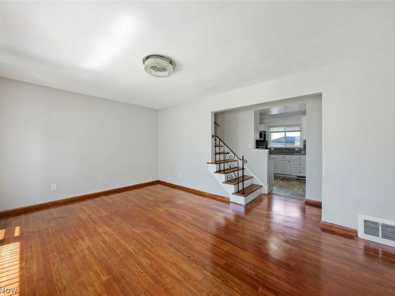 16018 Muskingum Boulevard, Brook Park, OH 44142 Photo 4