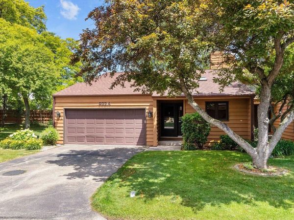 933 E WINDFIELD PLACE, Unit A, Appleton, WI 54911