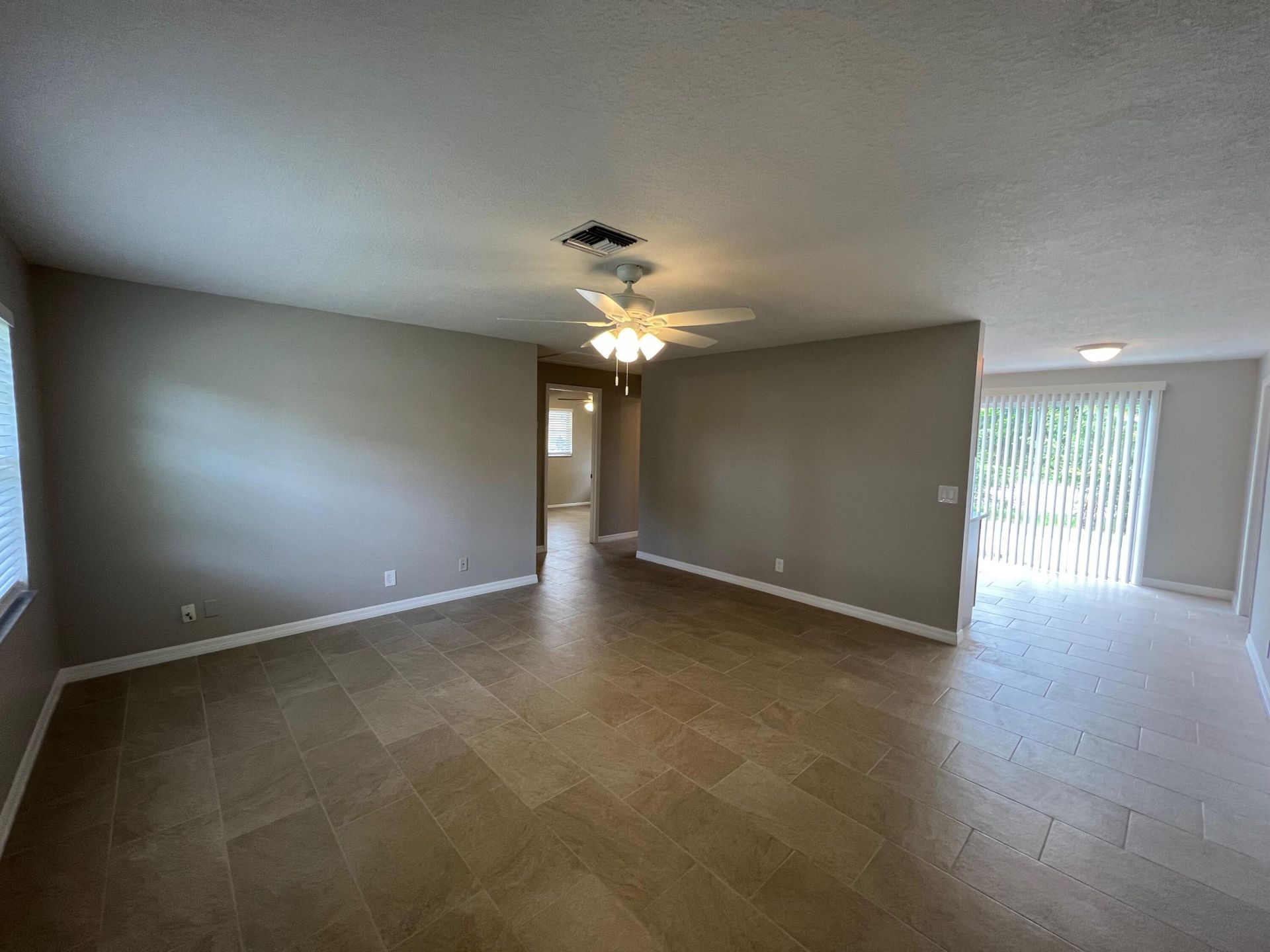 1887 Breezy Lane, West Palm Beach, FL 33417 Photo