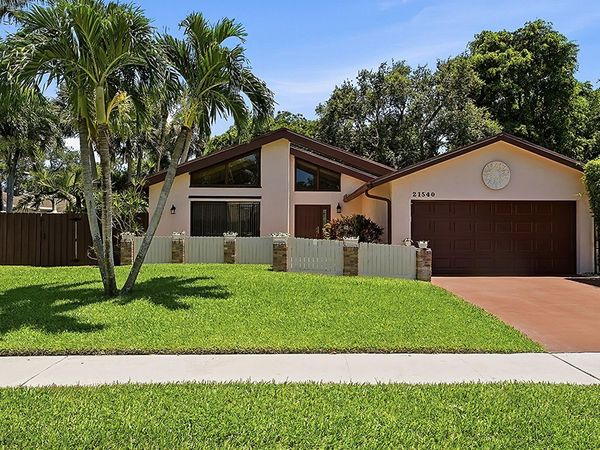 21540 Kapok Circle, Boca Raton, FL 33433