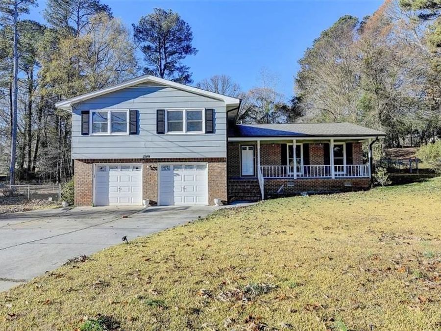 Property Image 4