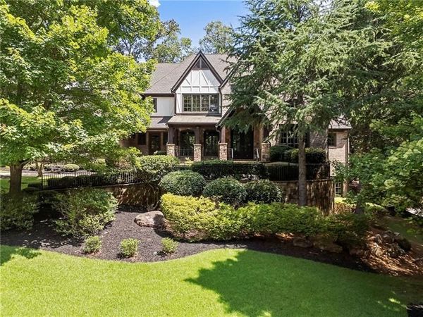 989 Middle Fork Trail , Suwanee, GA 30024