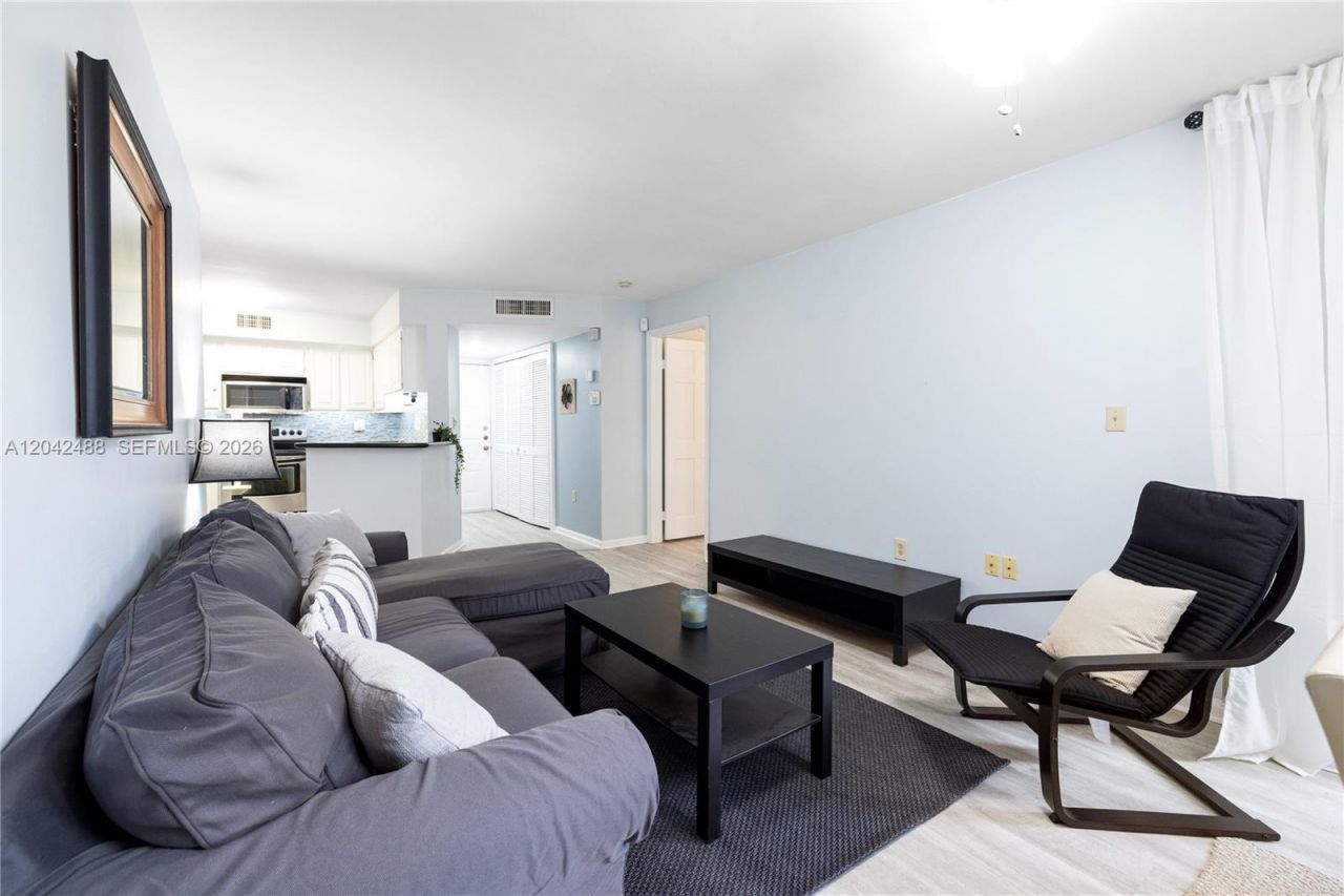 1280 S Alhambra Cir , Unit 2102, Coral Gables, FL 33146 Photo
