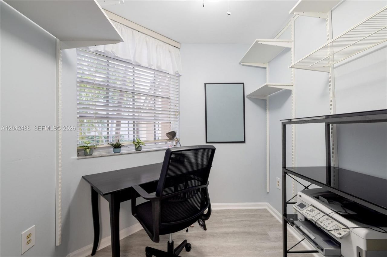 1280 S Alhambra Cir , Unit 2102, Coral Gables, FL 33146 Photo