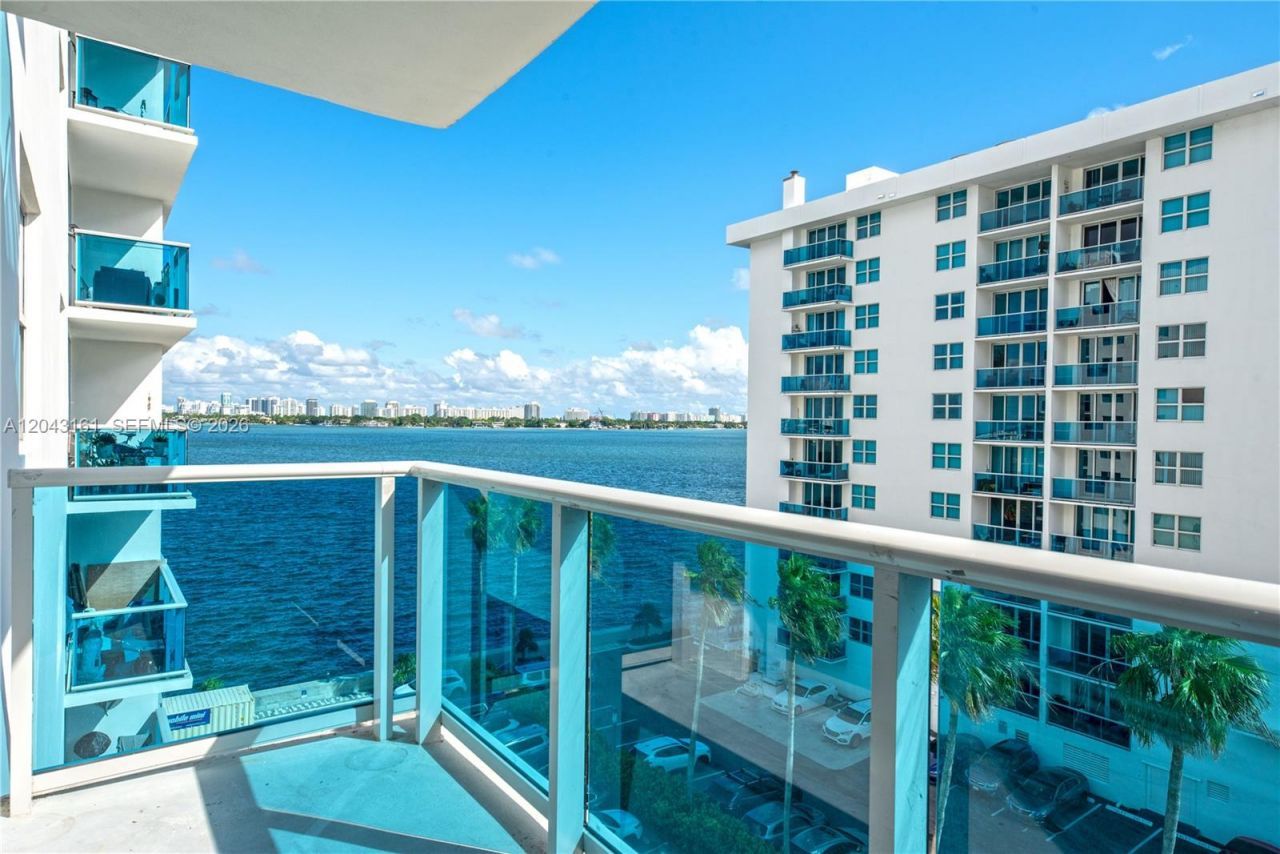 7501 E Treasure Dr , Unit 6A, North Bay Village, FL 33141 Photo