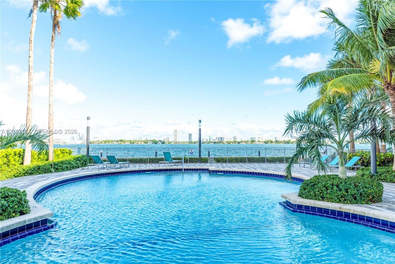 7501 E Treasure Dr , Unit 6A, North Bay Village, FL 33141 Photo