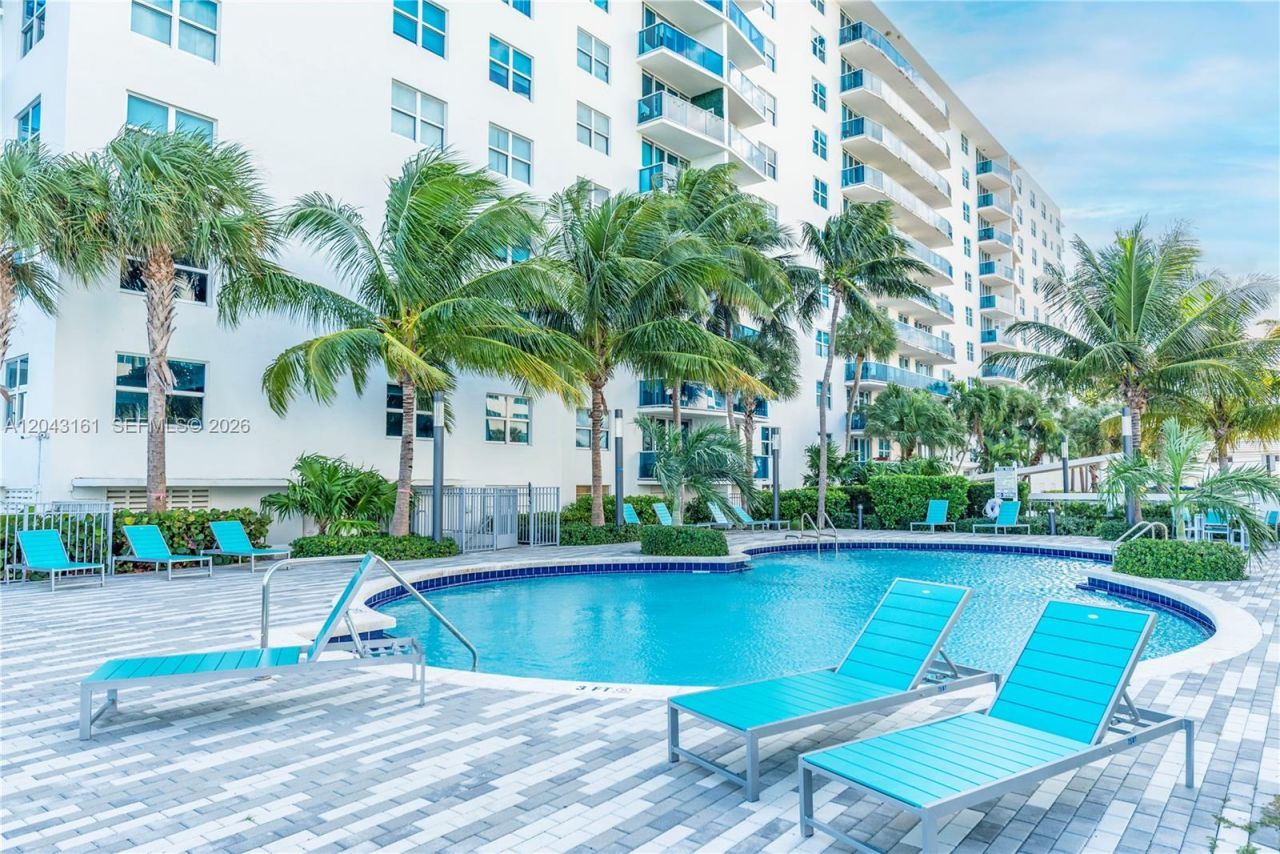 7501 E Treasure Dr , Unit 6A, North Bay Village, FL 33141 Photo