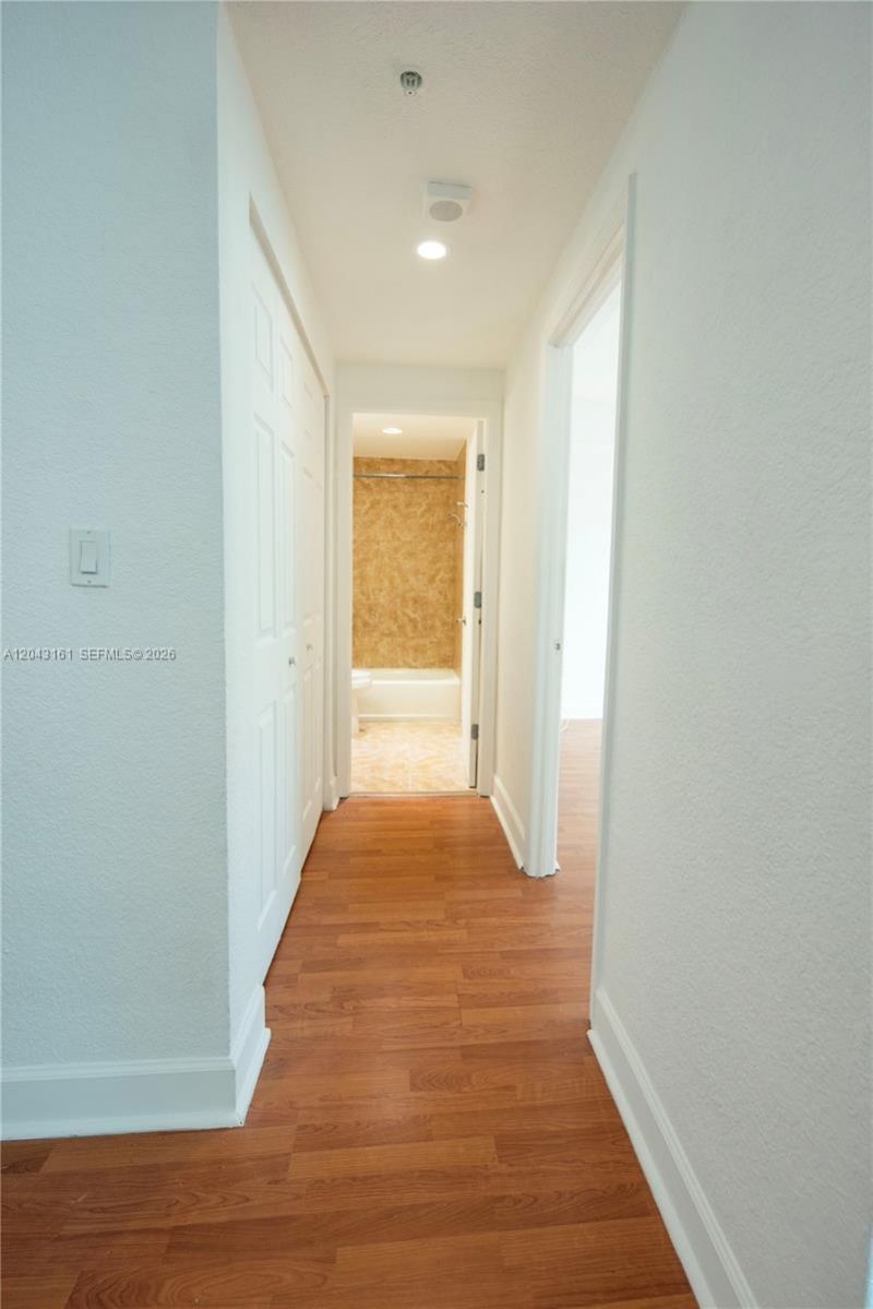 7501 E Treasure Dr , Unit 6A, North Bay Village, FL 33141 Photo