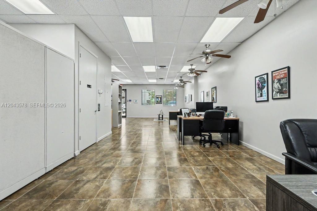 10600 Griffin Rd , Unit A-105, Cooper City, FL 33328 Photo
