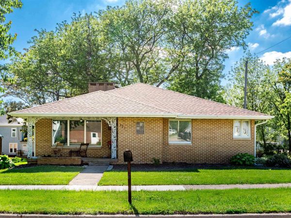 507 N JEFFERSON Street, Washburn, IL 61570