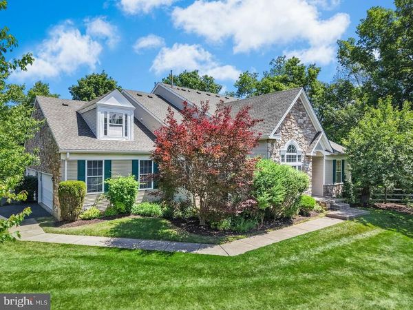 1871 CARYN DRIVE, HELLERTOWN, PA 18055