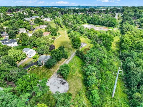229 VERDAN DRIVE N , YORK, PA 17403
