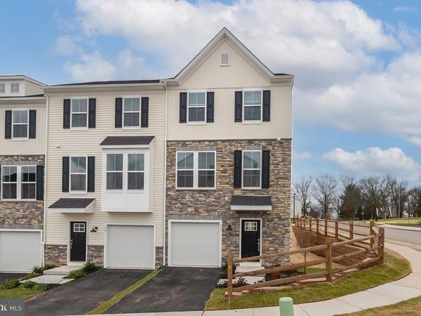 923 MAGNOLIA LANE , SPRING CITY, PA 19475