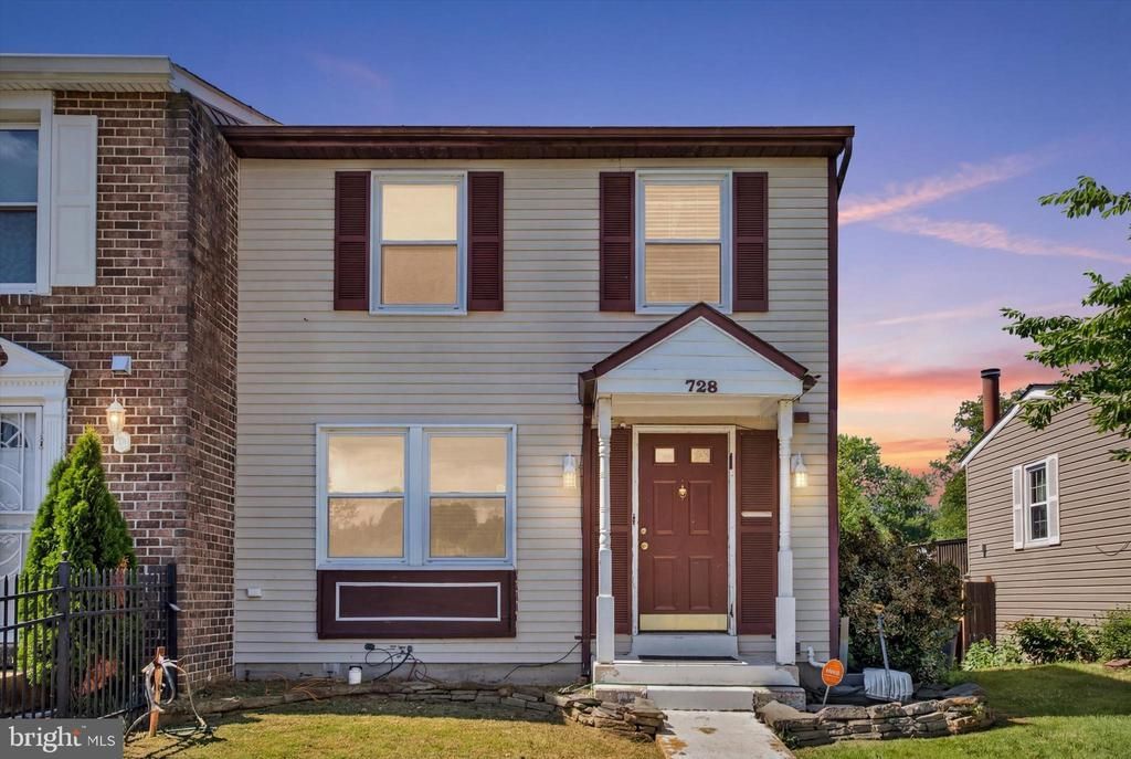 728 AVANTI PLACE , LANDOVER, MD 20785