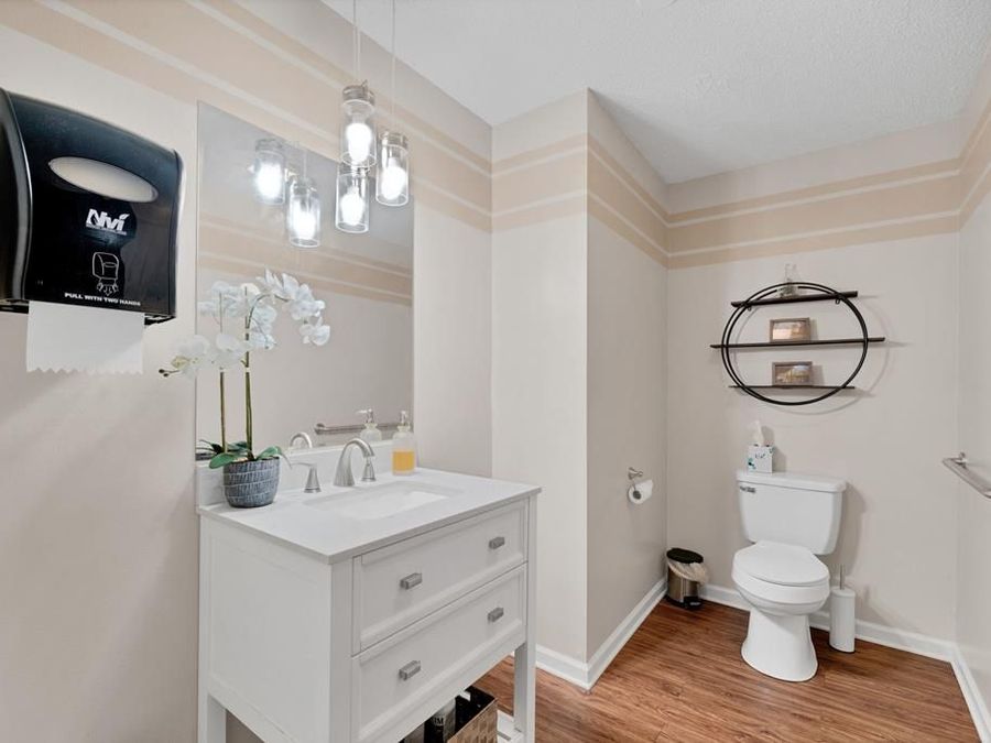 Property Image 104