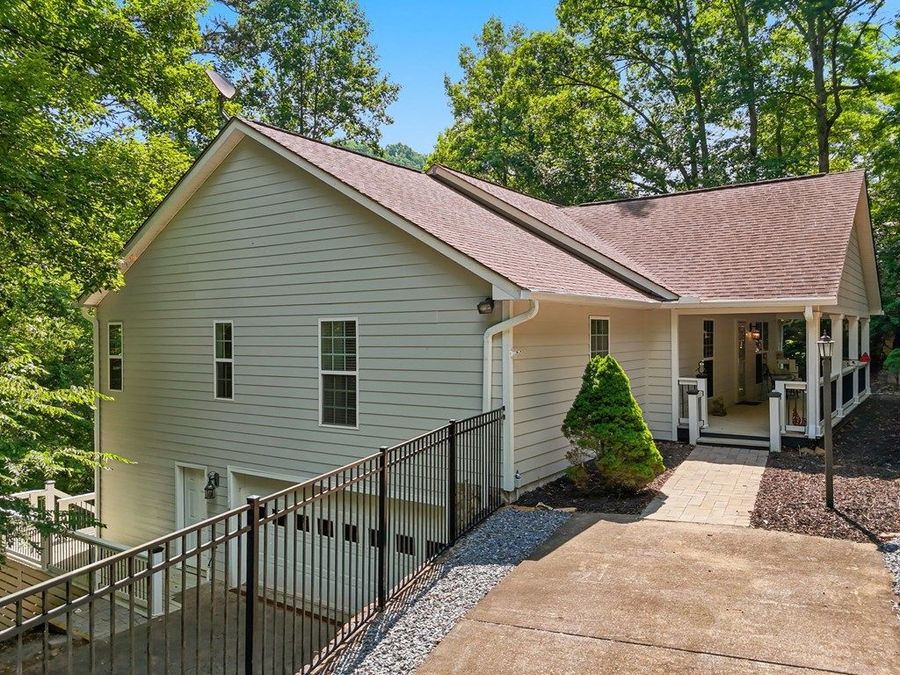 Property Image 38