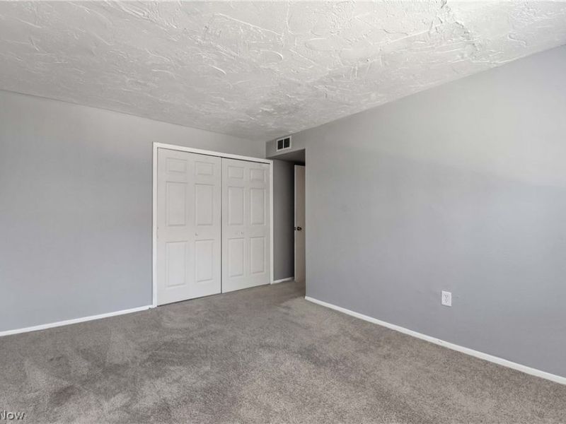 12029 Clifton Boulevard, Unit 204, Lakewood, OH 44107 Photo 18
