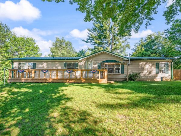 15971 Penesal Road, Leroy, MI 49655