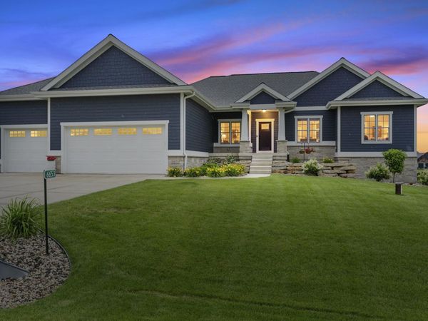 6653 Morning Dew Lane, Sun Prairie, WI 53590