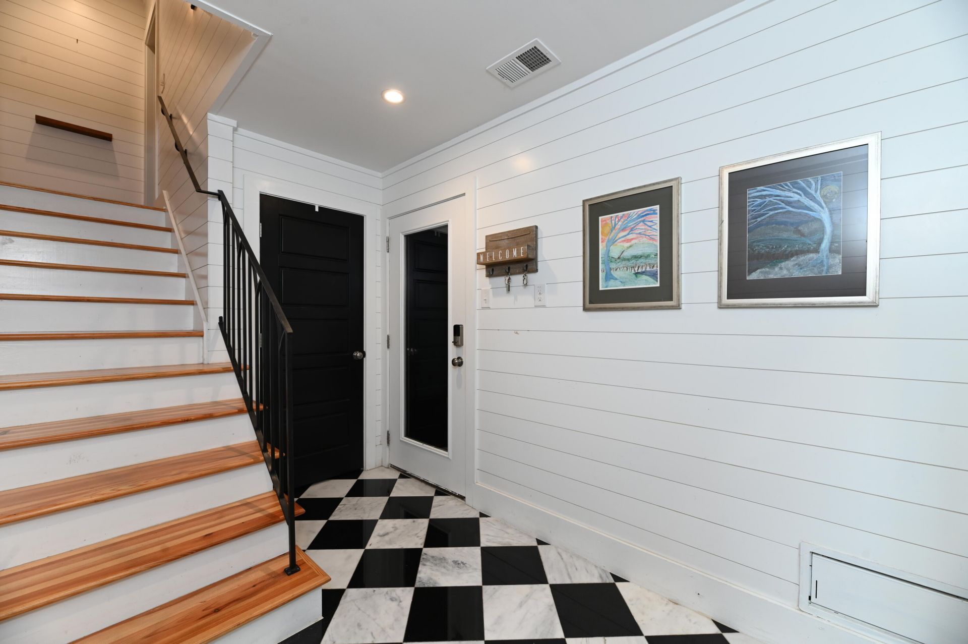 375 Huger Street Photo 1