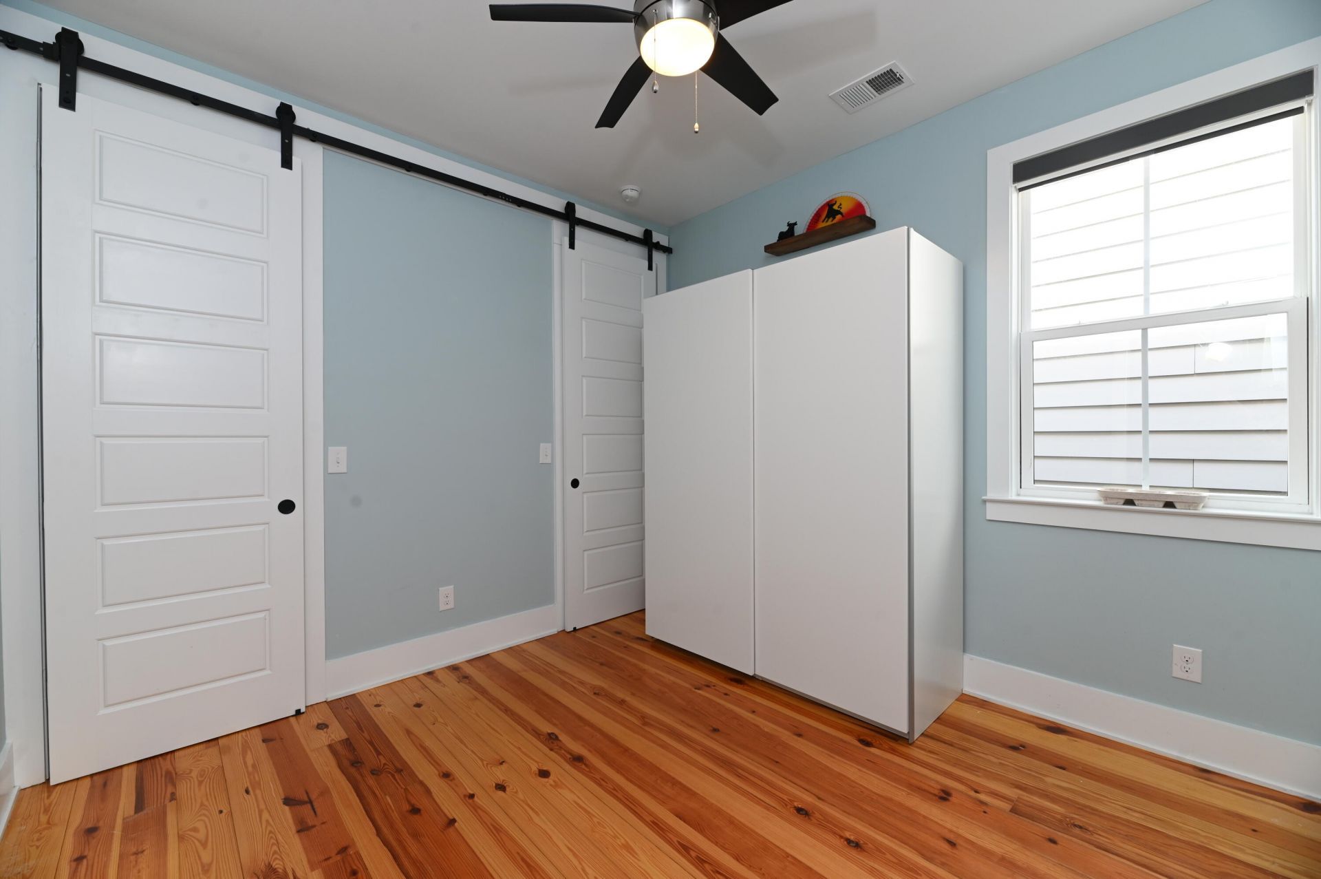 375 Huger Street Photo 23