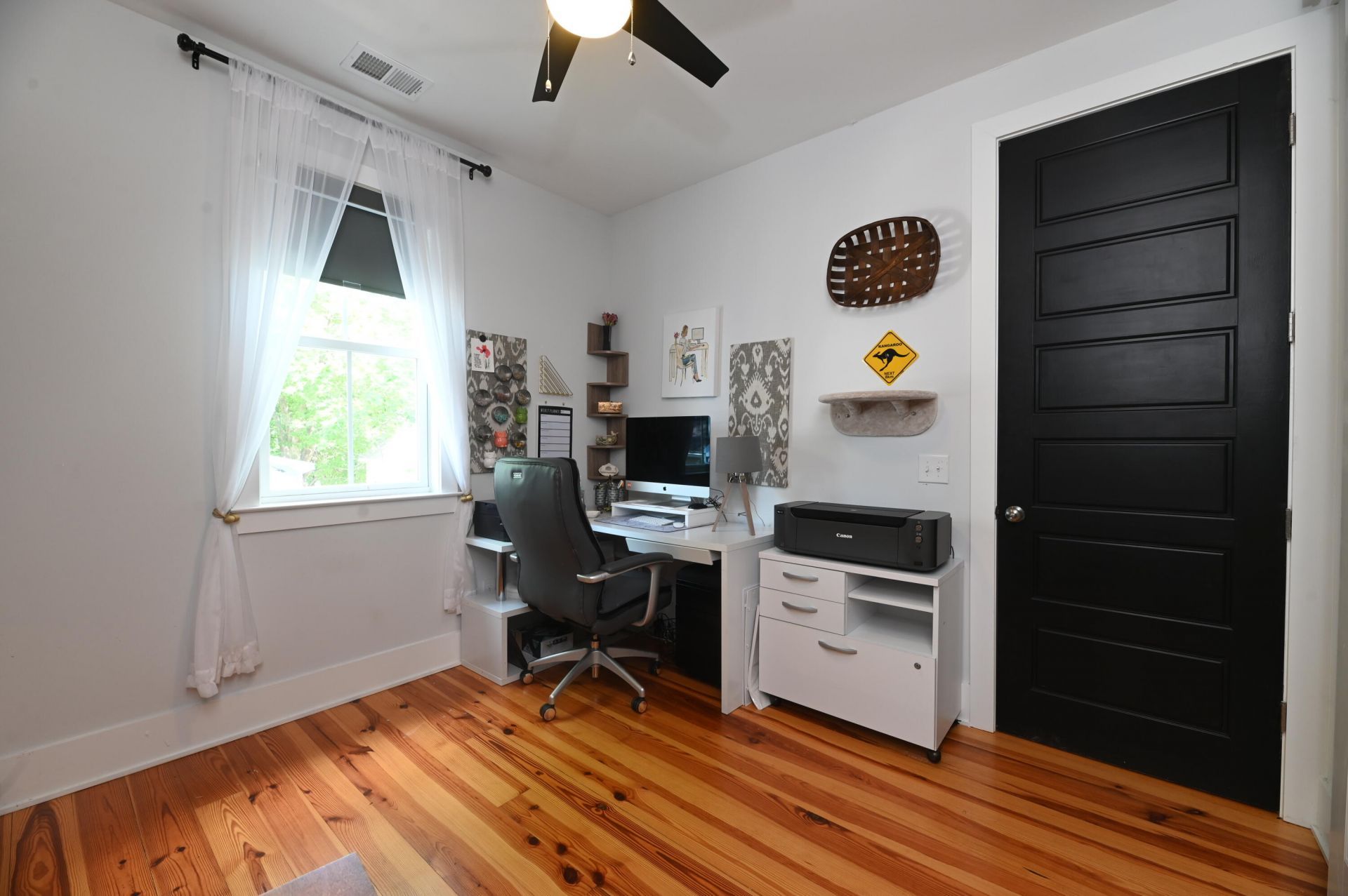 375 Huger Street Photo 25