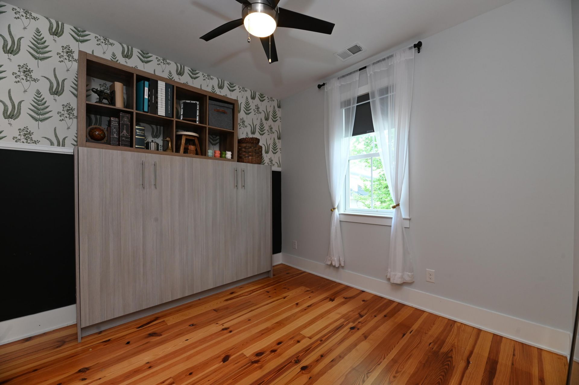375 Huger Street Photo 27