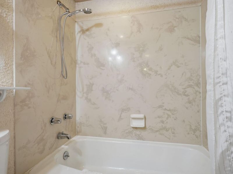 3401 Woodview Place, Columbus, OH 43220 Photo 49