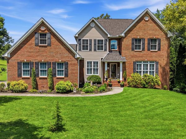 227 English Oaks Drive, Cleveland, TN 37323