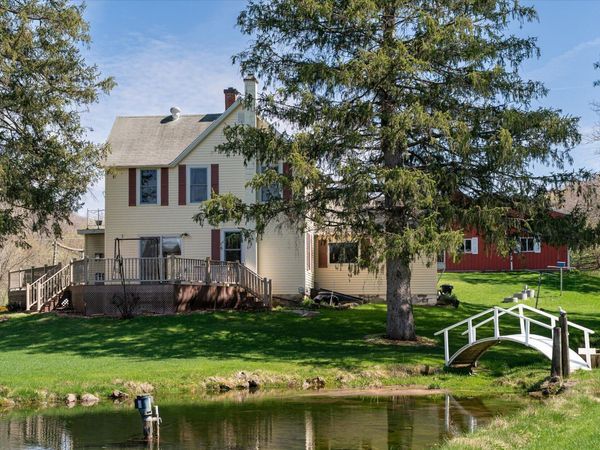 S921 Sveum Ridge Rd, Coon, WI 54623