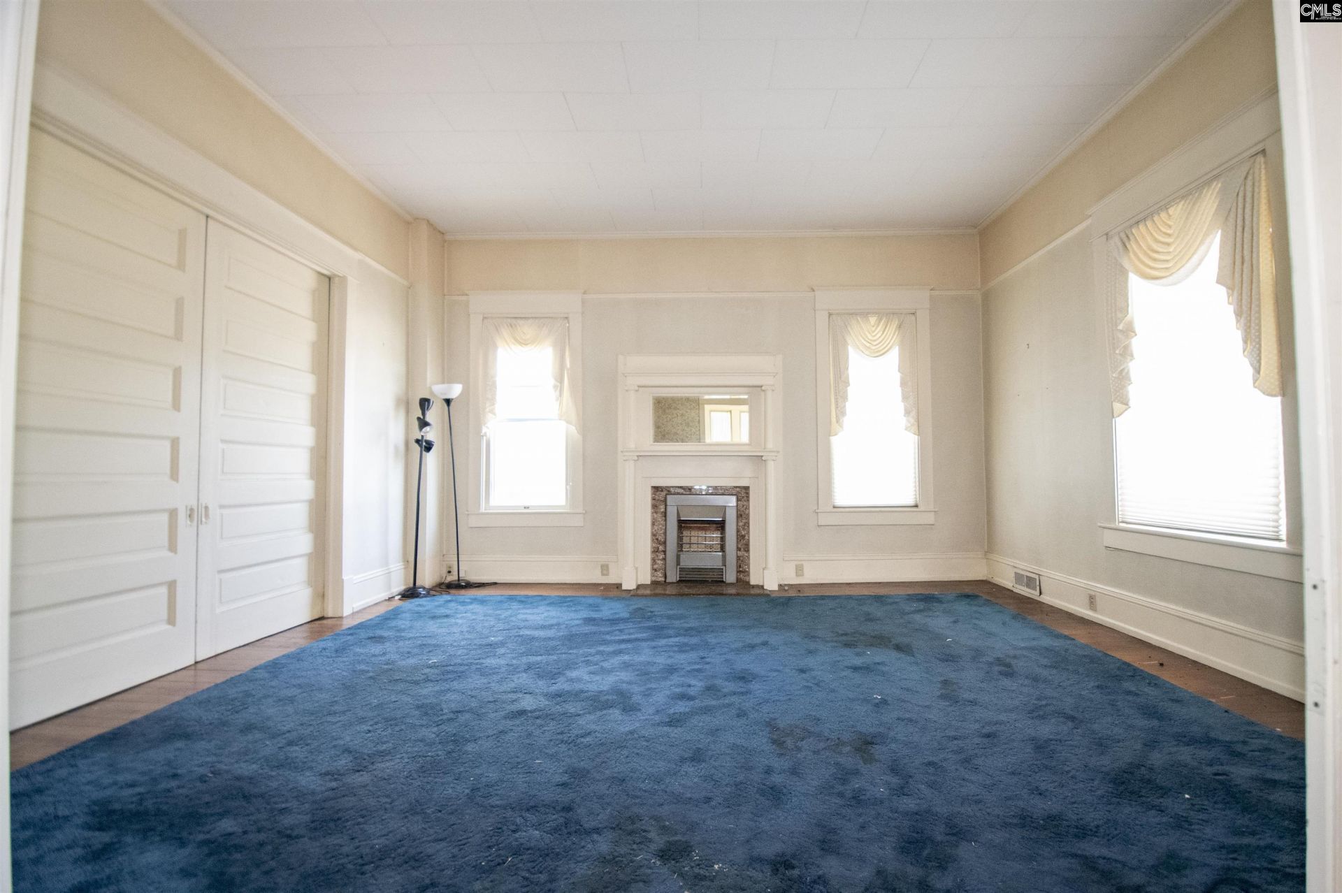 1015 Boundary Street  Photo 10