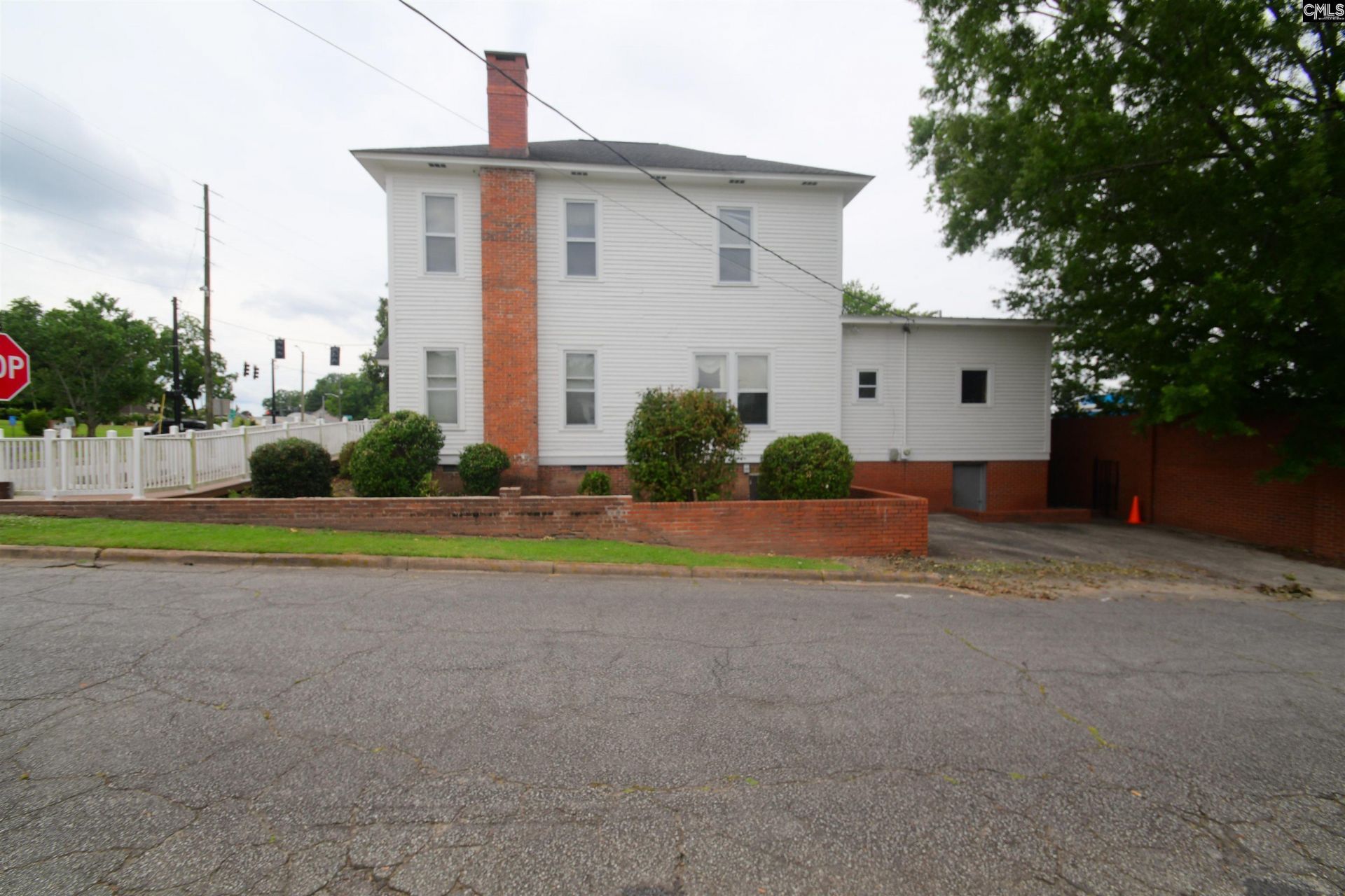 1015 Boundary Street  Photo 4