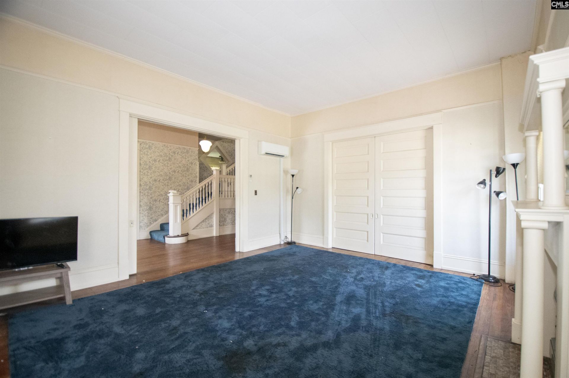 1015 Boundary Street  Photo 8