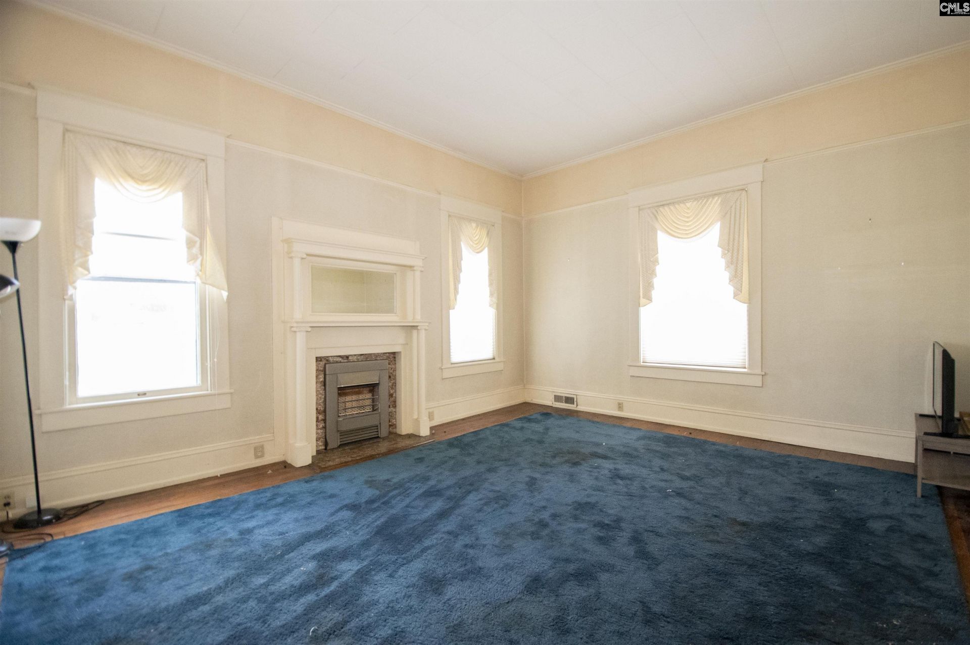 1015 Boundary Street  Photo 9