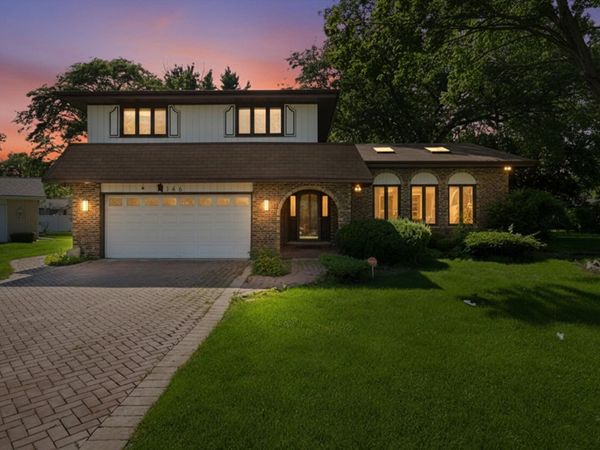 346 BUTTERNUT Drive, Wood Dale, IL 60191