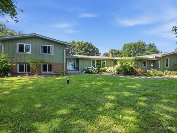 4N560 Snowbird Court , St. Charles, IL 60175