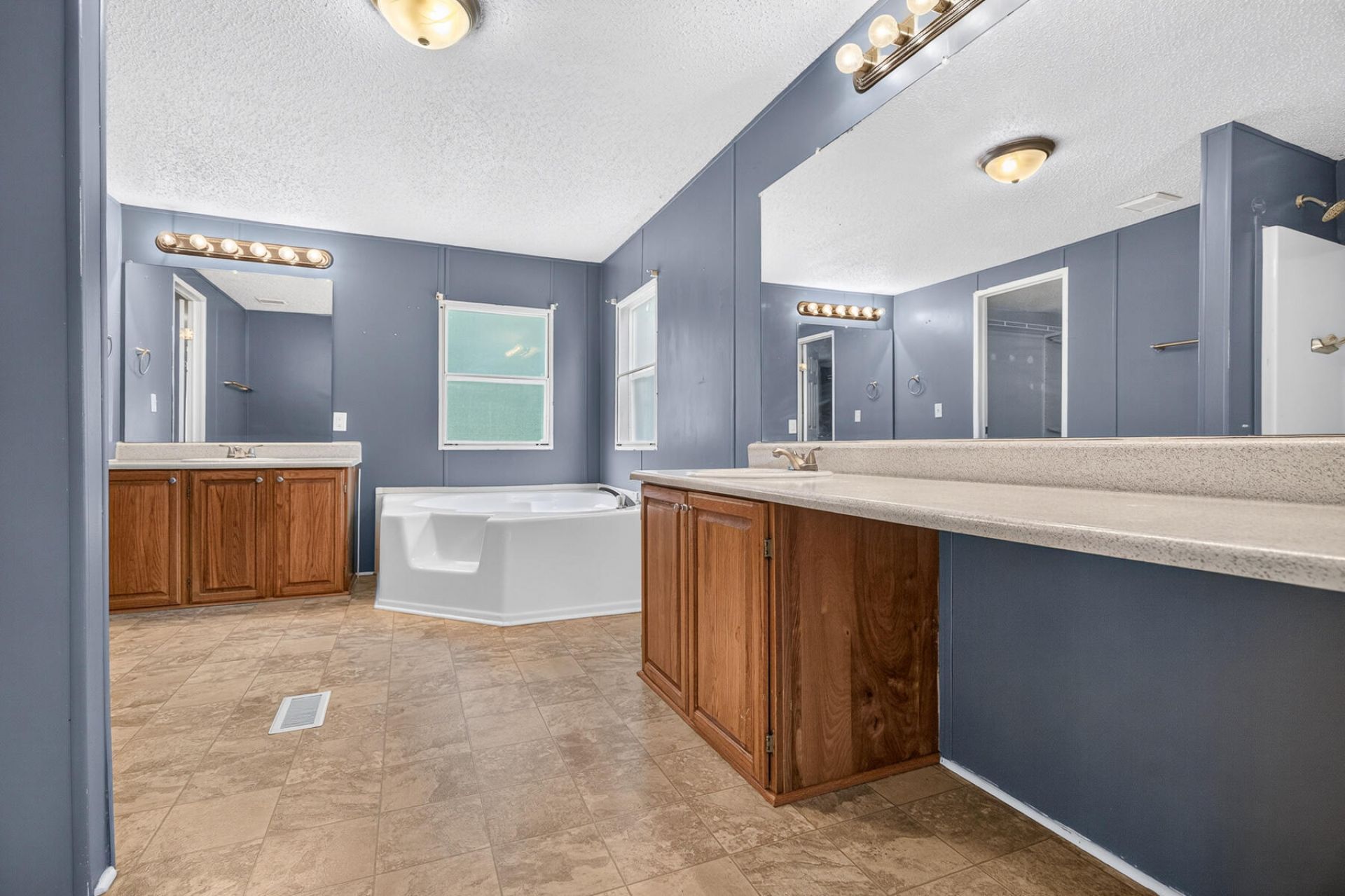1825 Central Avenue Photo 16