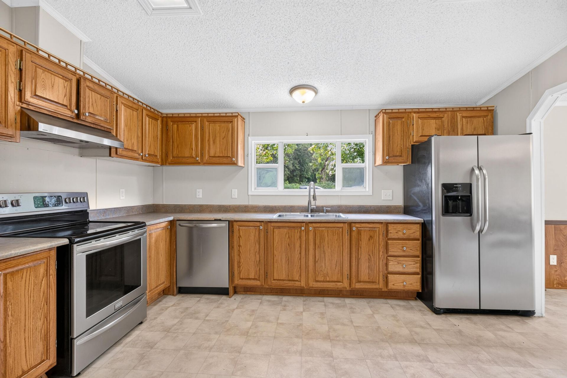 1825 Central Avenue Photo 33