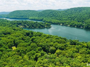 272 Candlewood Lake North, New Milford, CT 06776