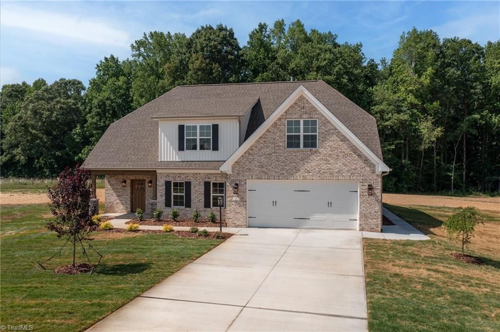 252 Sandpiper Drive, Lexington, NC 27295 Main Photo
