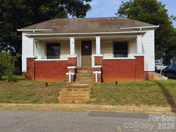 241 S Ervin Avenue , Newton, NC 28658
