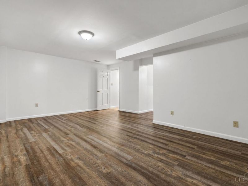 10883 Lakehurst Court, Sycamore Township, OH 45242 Photo 18