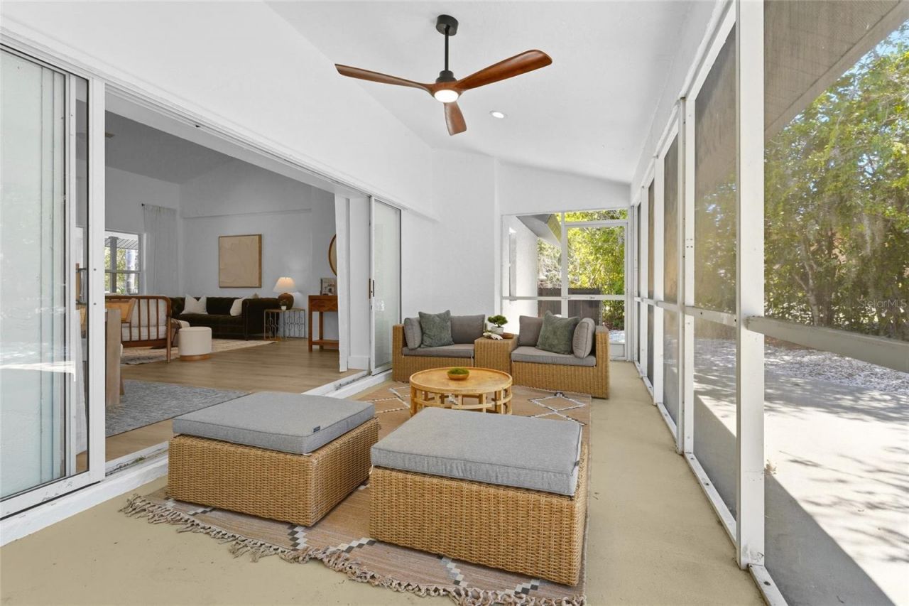 4074 Redbird Circle , Sarasota, FL 34231 Photo