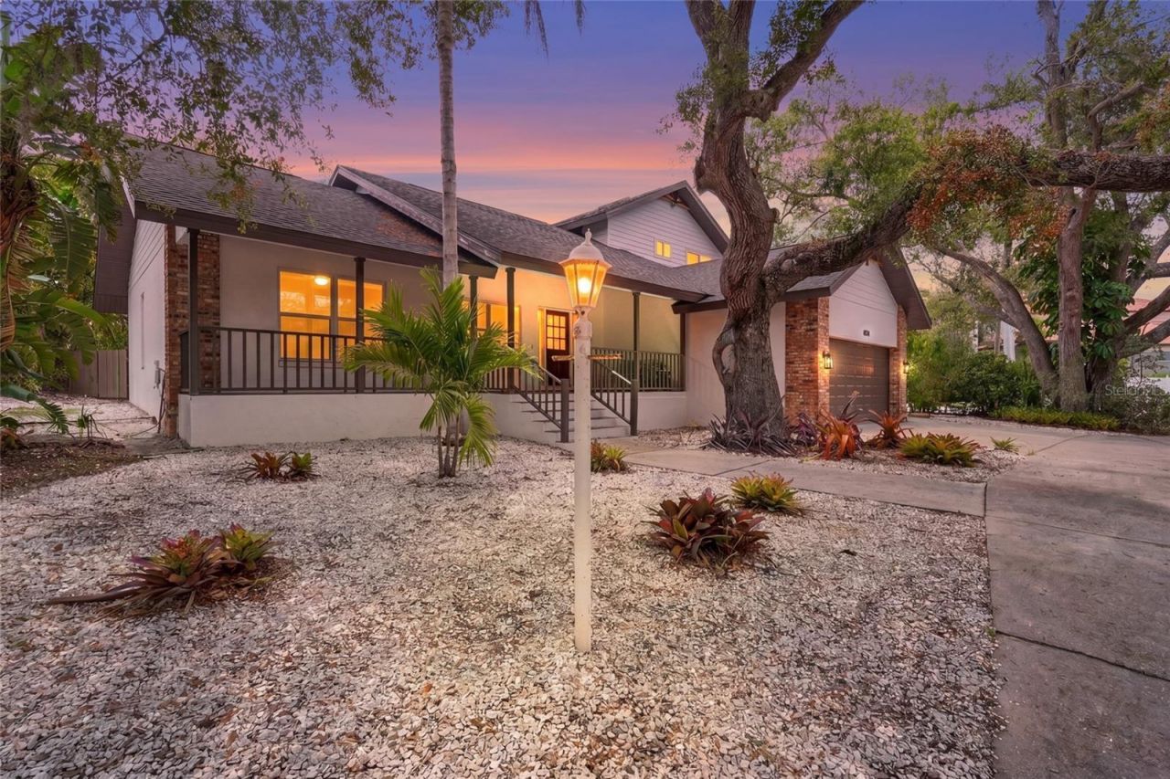 4074 Redbird Circle , Sarasota, FL 34231 Photo