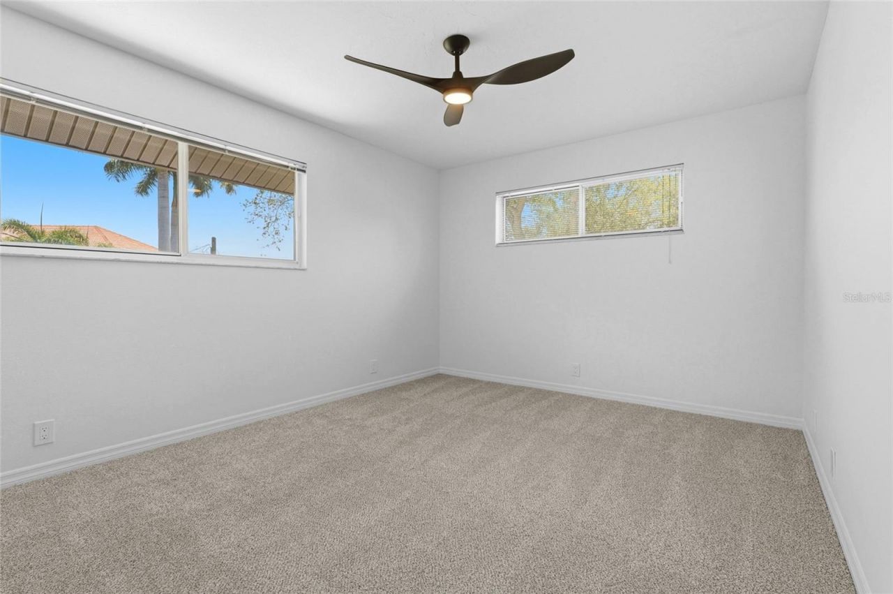 4074 Redbird Circle , Sarasota, FL 34231 Photo